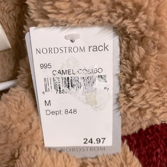 Forgotten Grace Camel-Combo Fuzzy Pullover - Picture 4 of 4